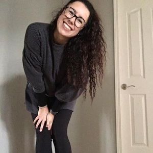 Meet your Posher, Brooke